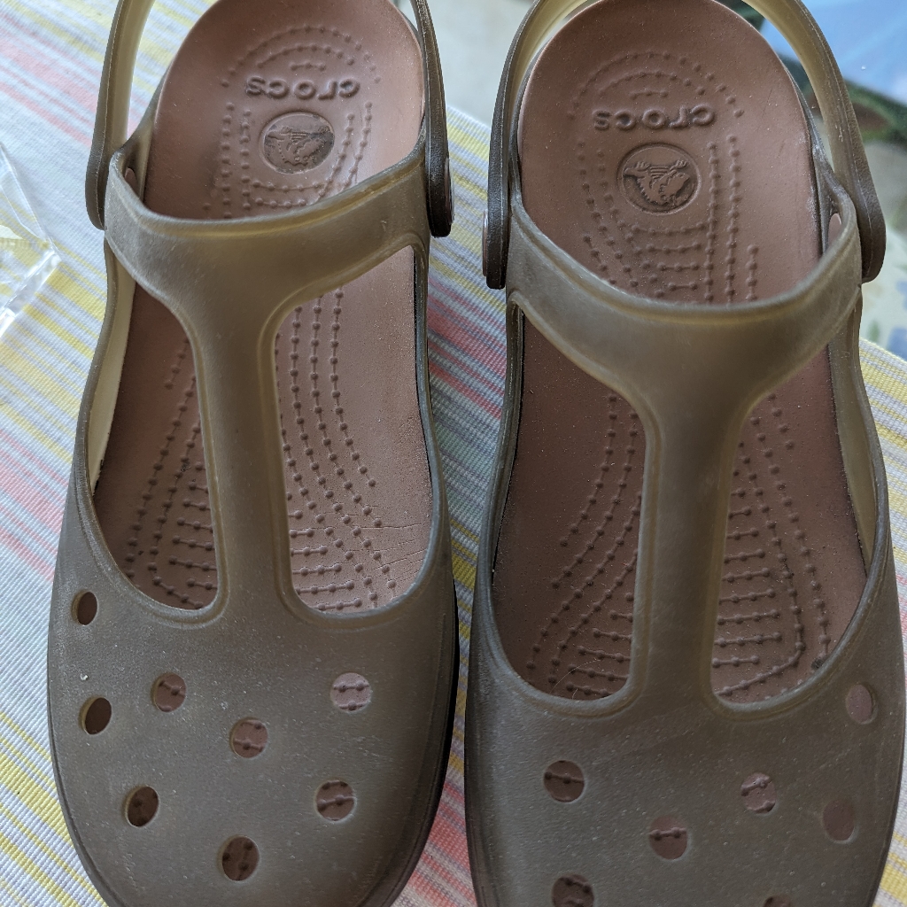 Crocs